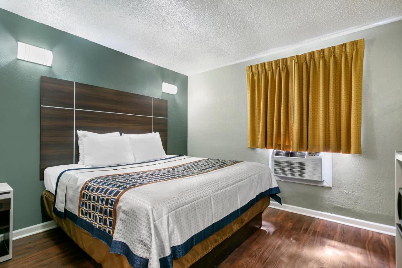 Knights Inn Bristol Levittown Luaran gambar