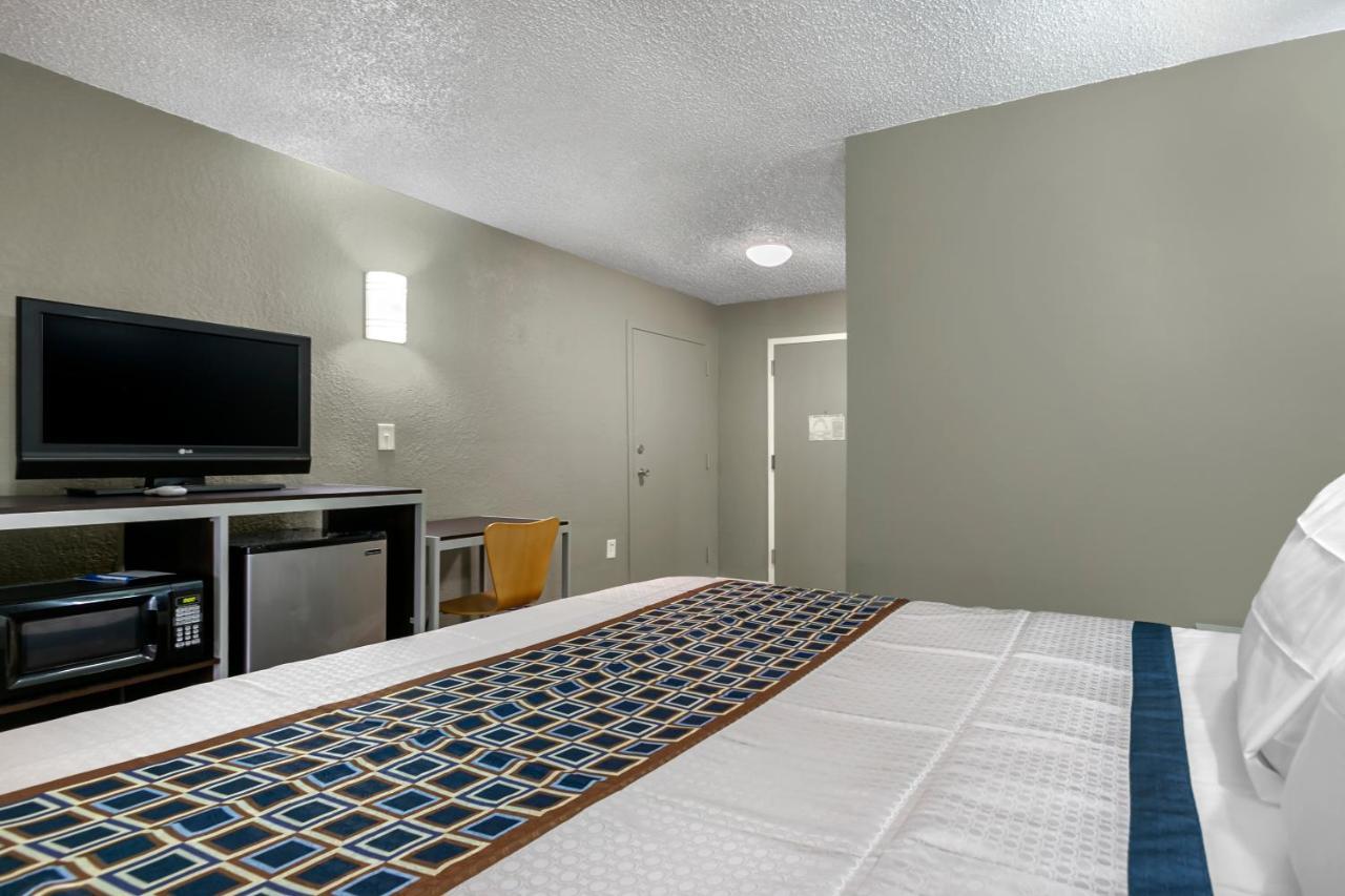 Knights Inn Bristol Levittown Luaran gambar