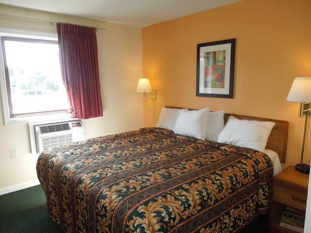 Knights Inn Bristol Levittown Luaran gambar