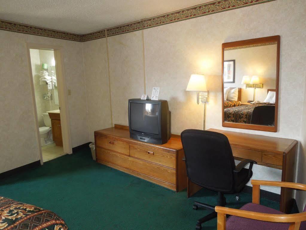 Knights Inn Bristol Levittown Luaran gambar