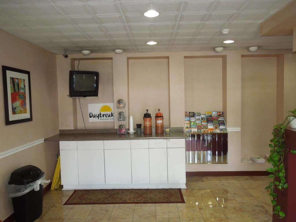 Knights Inn Bristol Levittown Luaran gambar