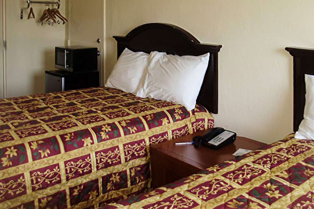 Knights Inn Bristol Levittown Bilik gambar