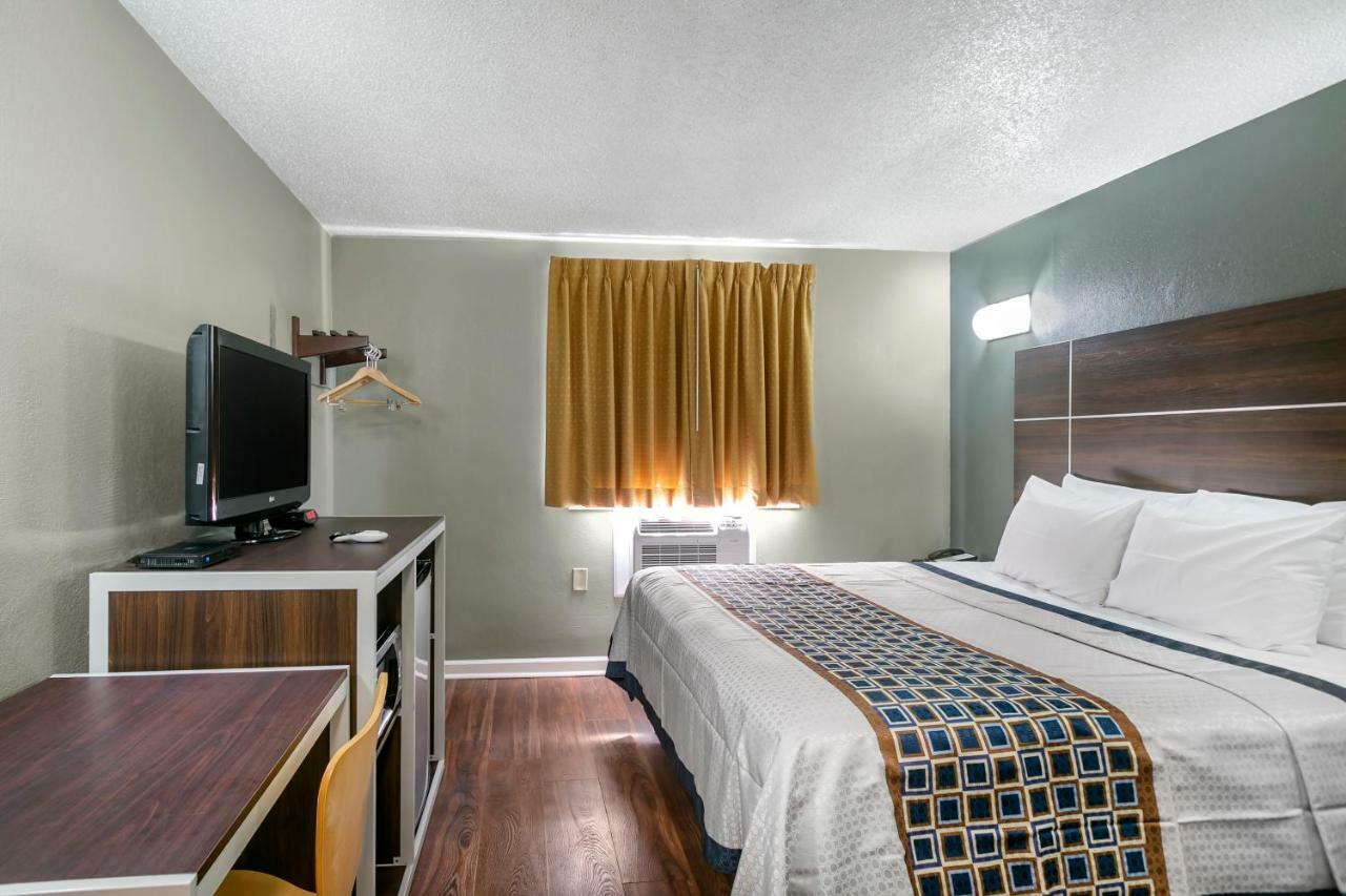 Knights Inn Bristol Levittown Luaran gambar