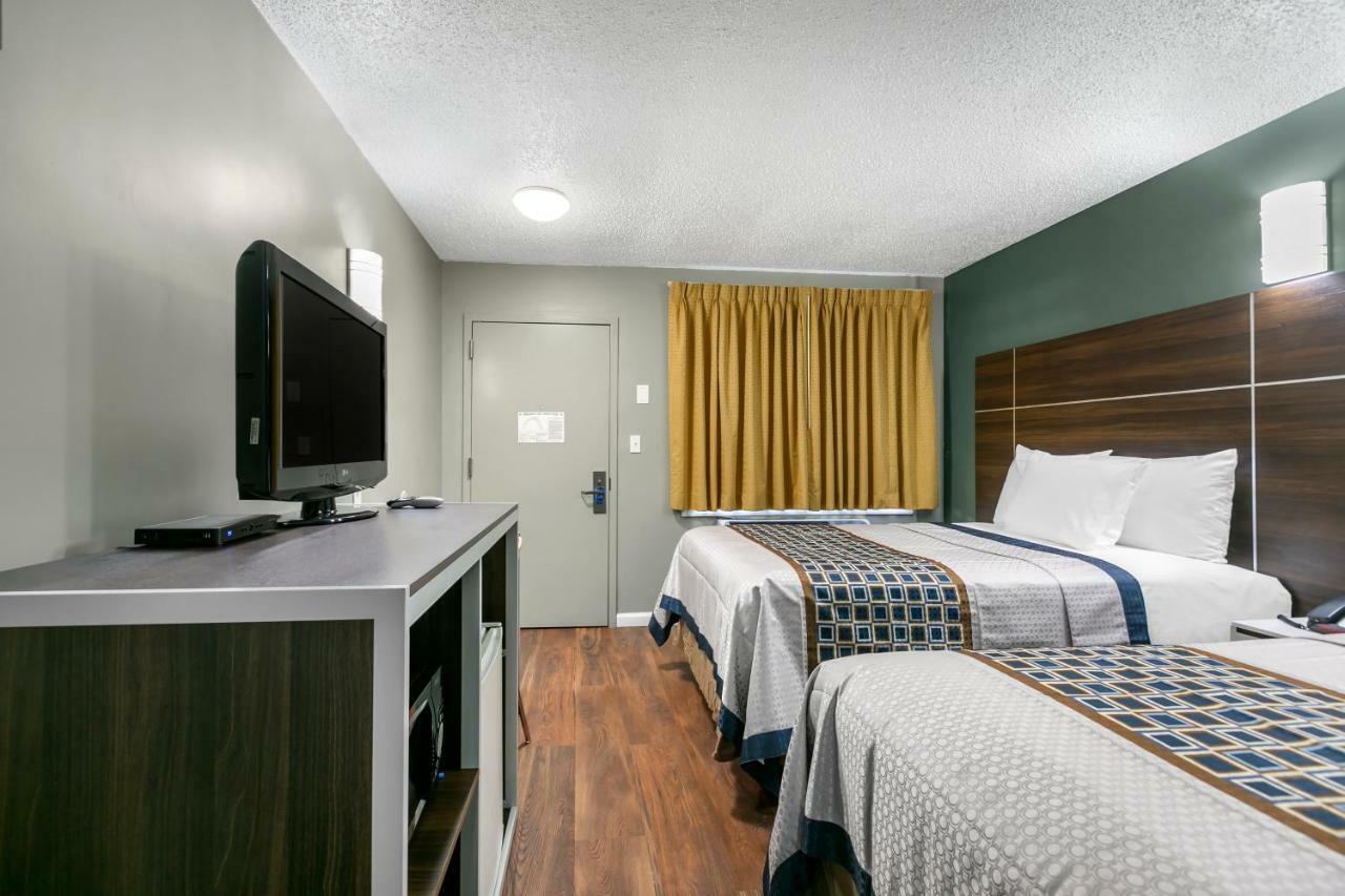 Knights Inn Bristol Levittown Luaran gambar