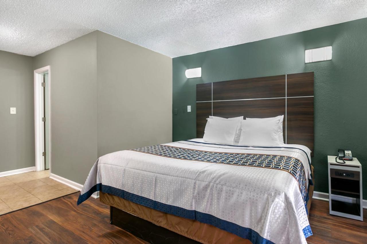 Knights Inn Bristol Levittown Luaran gambar